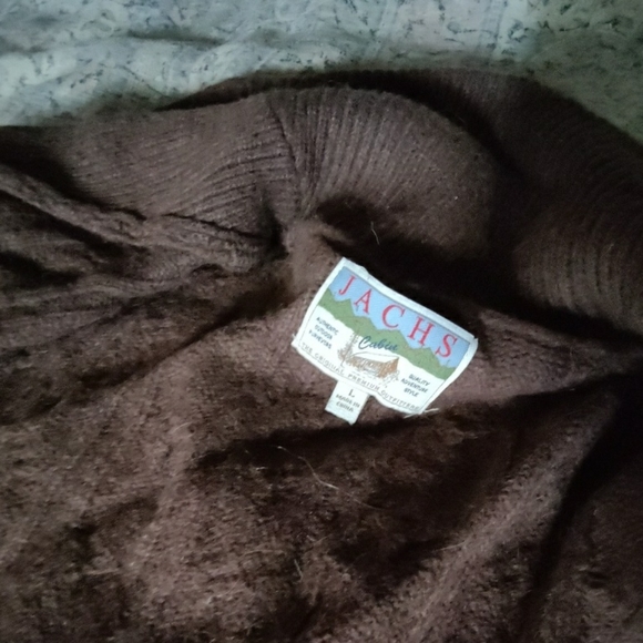 JACH'S Warm Winter Cardigan - Picture 2 of 6